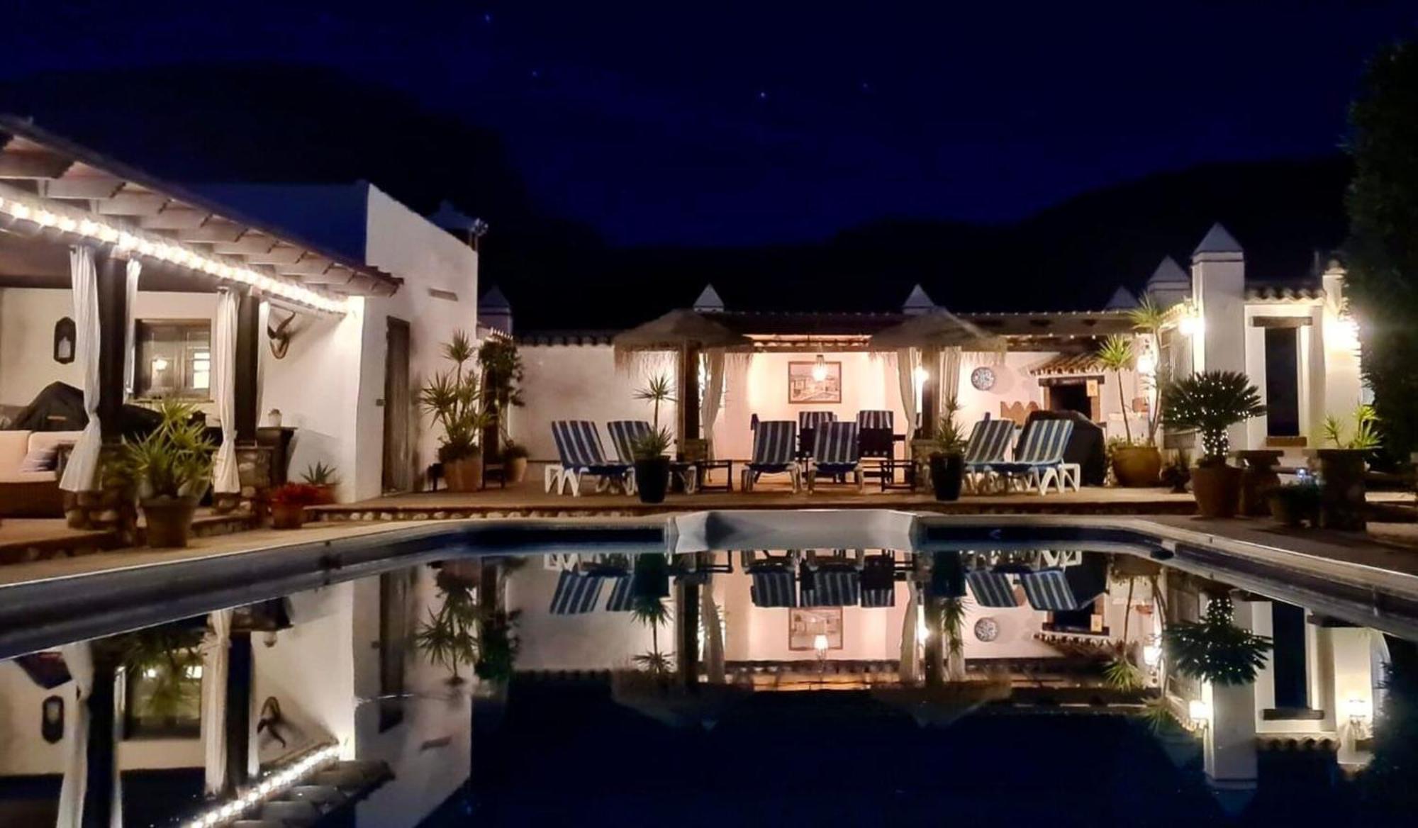 Pasa Fina, Luxury Holiday Retreat ビジャヌエバ・デル・トラブコ エクステリア 写真